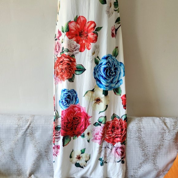 NWOT WHITE WITH FLOWERS MAXI STRAPLESS JERSEY DRESS  sz  M/L - Picture 3 of 6